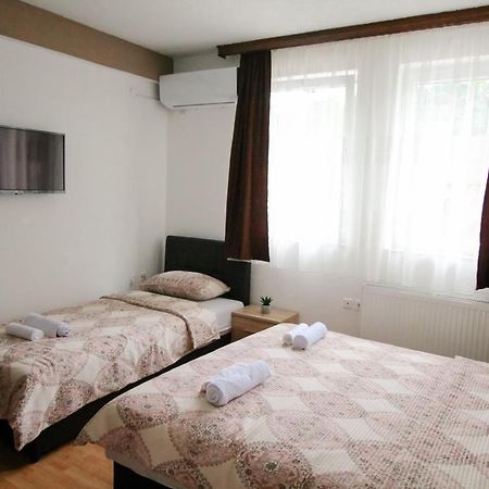 Apartments Station Konjic Buitenkant foto